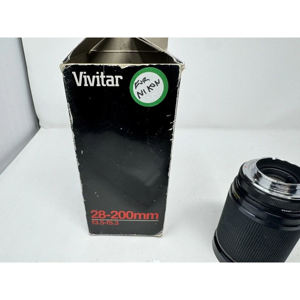 Vivitar 28-200mm 1:3.5-5.3 MC Zoom Lens for Minolta Camera